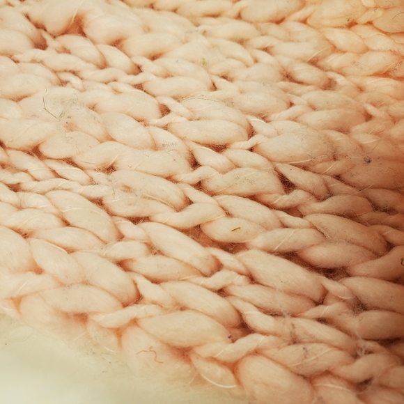 New York & Company Large Pink Chunky Scarf - Picture 7 of 12